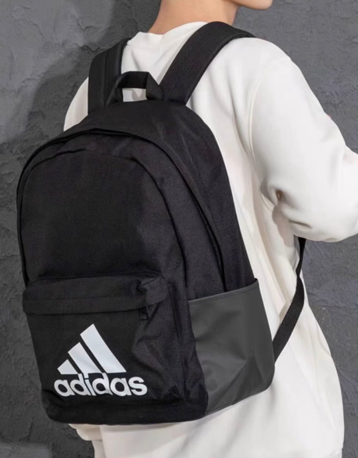 Sac à Dos Sportif Noir – Grande Capacité, Design Moderne