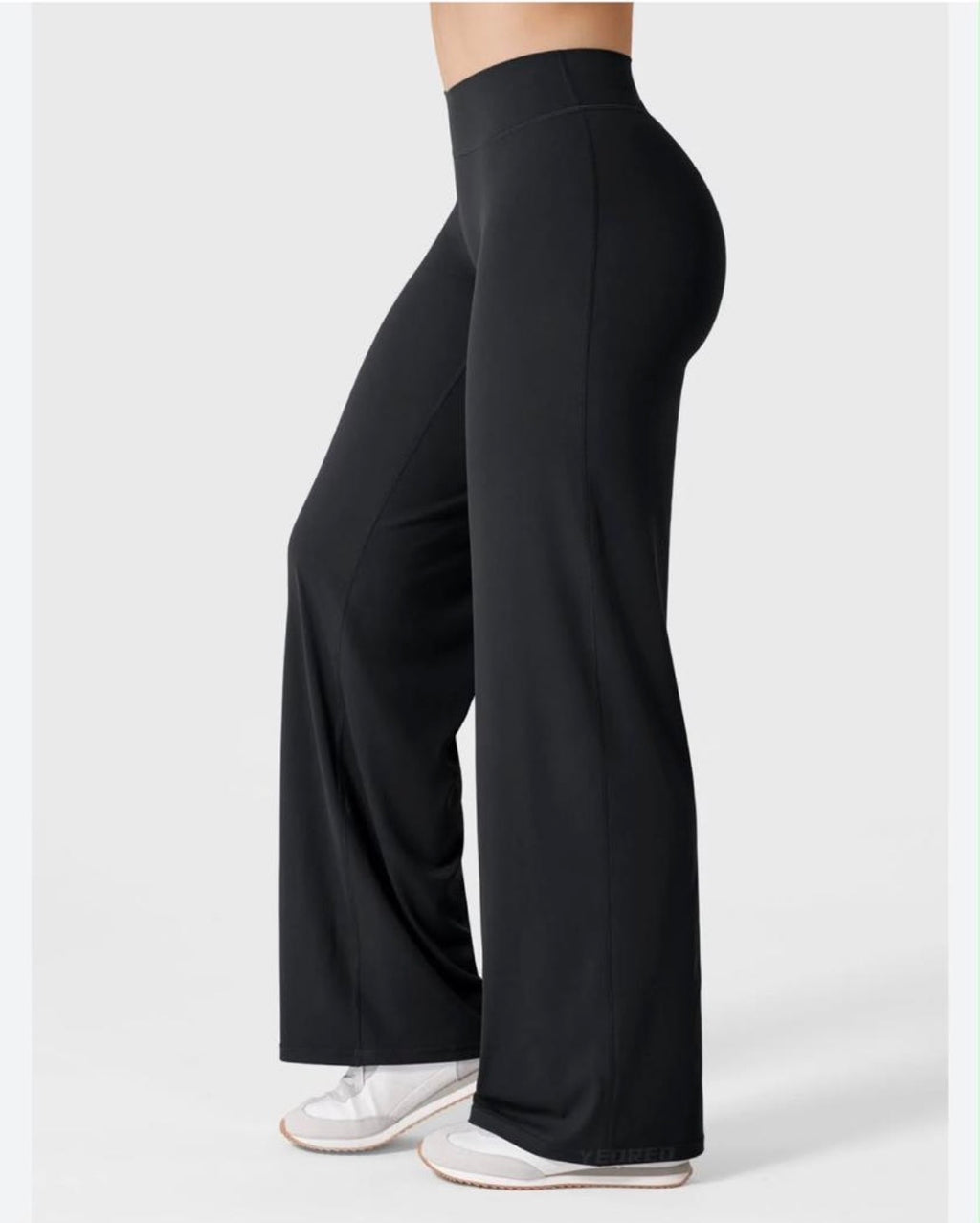 Legging Femme Taille Haute – Coupe Évasée Gainante