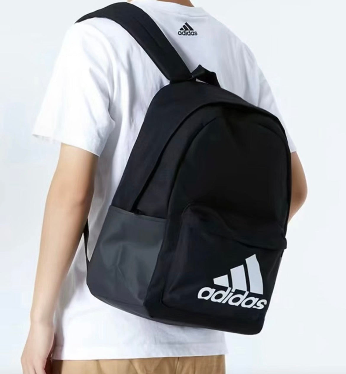 Sac à Dos Sportif Noir – Grande Capacité, Design Moderne