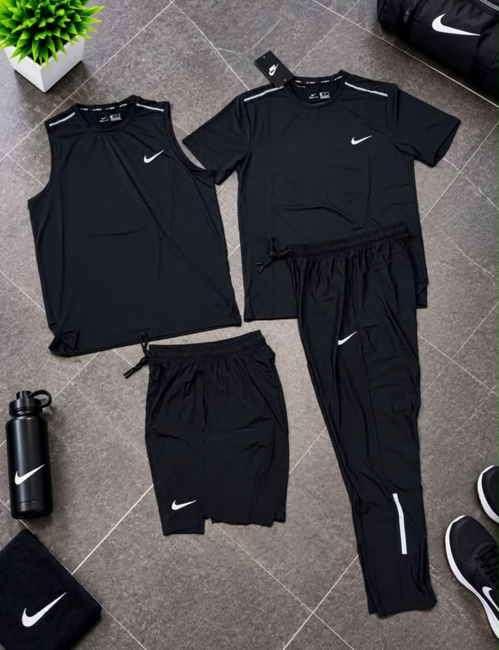 Ensemble de Sport Homme 4 Pièces – T-shirt, Débardeur, Short & Pantalon Jogging